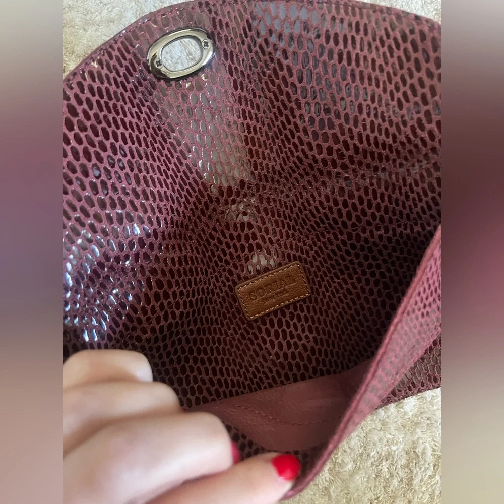 Sorial New York Burgundy Clutch NEW WITH TAGS - Picture 3 of 7